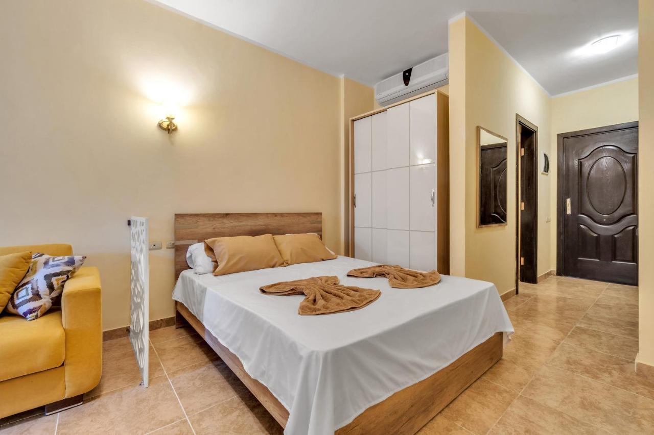 Studia Florenza Khamsin Хургада Экстерьер фото